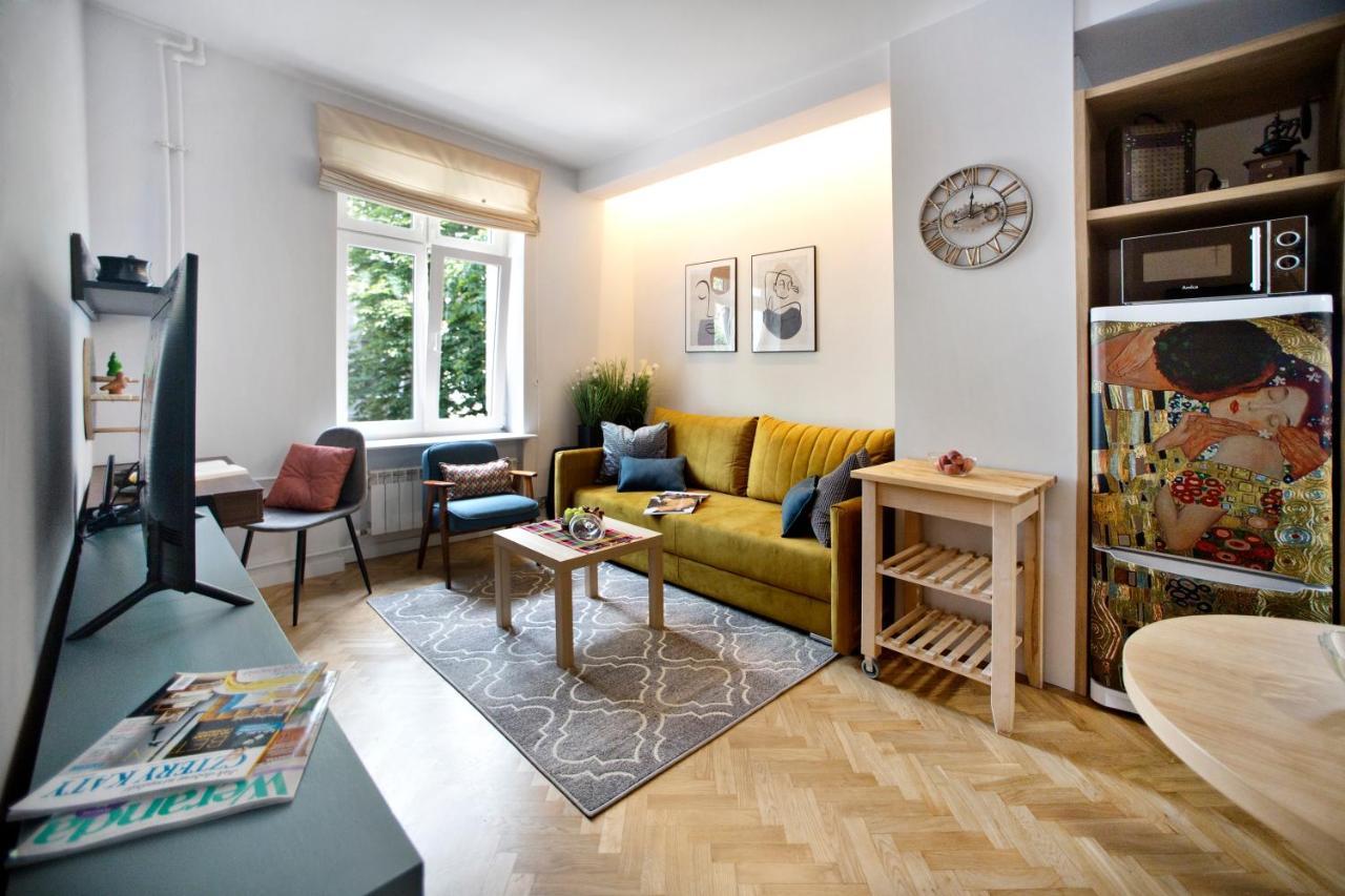 Ochota P&O Serviced Apartments Warsawa Bagian luar foto
